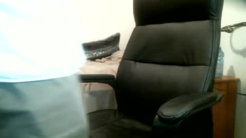 shyboyhugecum2020 online show from June 30, 2026, 3:29 am