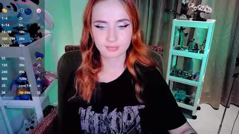 Snapshot of shyfoxxxy chatting on May 16, 2026, 11:42 am Effie online show from May 16, 2026, 11:42 am