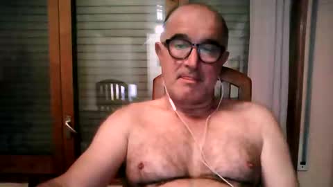 shymmy10 online show from June 6, 2026, 2:49 am