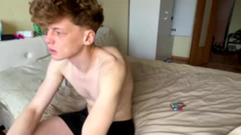 Snapshot of shyredstar chatting on November 30, 2025, 8:07 am Tom and Betty online show from November 30, 2025, 8:07 am