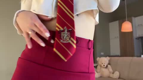 Snapshot of shyrubate chatting on March 6, 2025, 5:14 am Aurora online show from March 6, 2025, 5:14 am