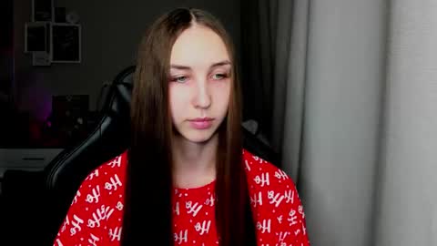 Snapshot of sia0610 chatting on February 10, 2026, 12:20 pm SIA online show from February 10, 2026, 12:20 pm