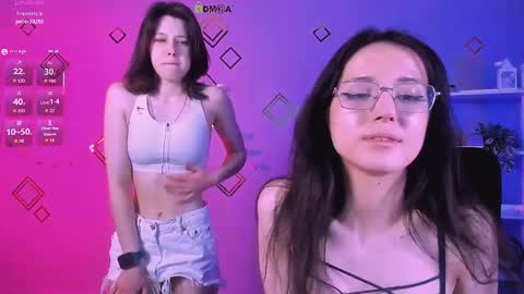 sia_moon1 online show from June 1, 2026, 6:48 am