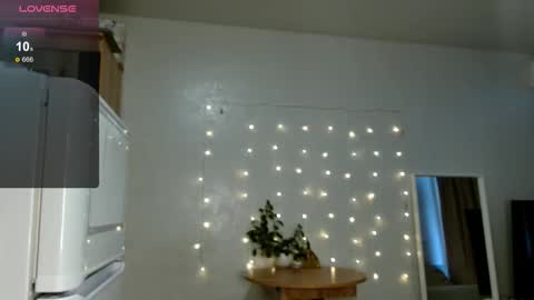 Snapshot of siberian_girl_ chatting on November 8, 2025, 3:18 am Eva online show from November 8, 2025, 3:18 am