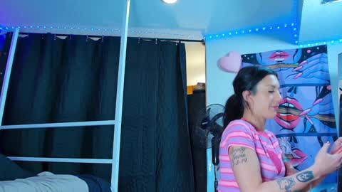 Snapshot of siclianprincess chatting on March 25, 2026, 4:46 pm Miss Meadow Gotti Romano online show from March 25, 2026, 4:46 pm