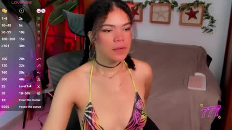 Vaiolet online show from March 21, 2026, 1:26 pm