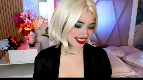 Sienna Desieree online show from April 9, 2026, 2:22 pm