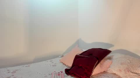 sienna_glow online show from May 23, 2026, 11:58 am