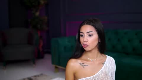 Snapshot of siennaruh chatting on September 18, 2025, 11:01 am Sienna online show from September 18, 2025, 11:01 am