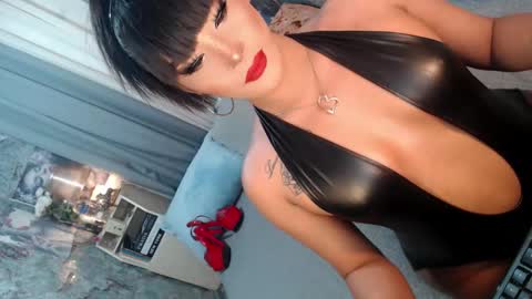 Sierrafina online show from March 26, 2026, 4:51 am