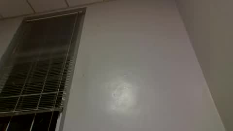 sierranovaa online show from March 28, 2026, 2:44 am