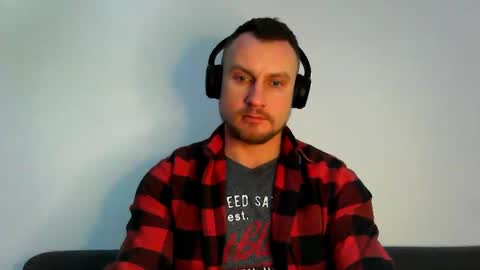 Snapshot of siggurd7one chatting on February 15, 2025, 7:39 pm Orlando online show from February 15, 2025, 7:39 pm