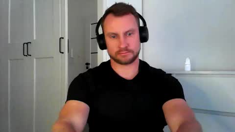 Snapshot of siggurd7one chatting on September 17, 2025, 3:35 pm Orlando online show from September 17, 2025, 3:35 pm