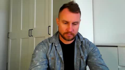 Snapshot of siggurd7one chatting on October 10, 2025, 7:40 am Orlando online show from October 10, 2025, 7:40 am