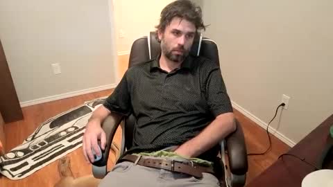 Snapshot of sigmaslayer chatting on October 7, 2025, 6:27 pm sigmaslayer online show from October 7, 2025, 6:27 pm