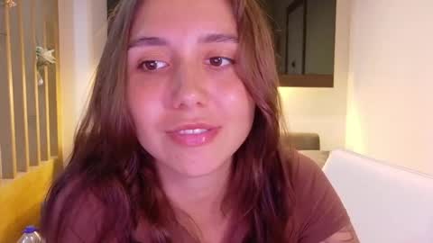 You fav Miss Si online show from November 9, 2025, 4:55 am