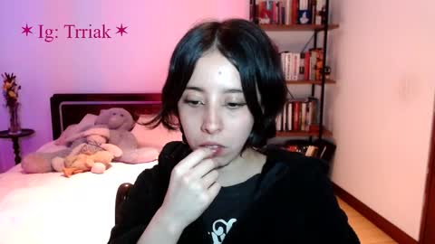 silkbite online show from March 25, 2026, 3:01 am