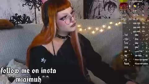 Mia online show from June 25, 2026, 10:14 pm