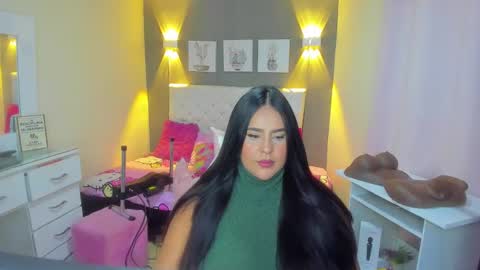 Snapshot of silvana_cruzz chatting on October 9, 2025, 3:48 am Silvana cruzzz online show from October 9, 2025, 3:48 am