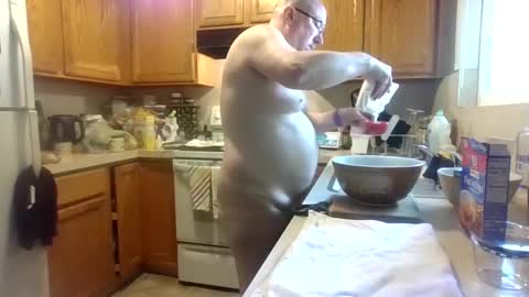 Snapshot of silverdragon70 chatting on September 8, 2025, 7:35 pm silverdragon70 online show from September 8, 2025, 7:35 pm