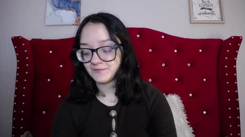 Snapshot of silvia_ls chatting on February 5, 2025, 9:29 pm silvia_ls online show from February 5, 2025, 9:29 pm