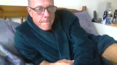 Snapshot of simon56691 chatting on October 3, 2025, 3:31 pm simon56691 online show from October 3, 2025, 3:31 pm