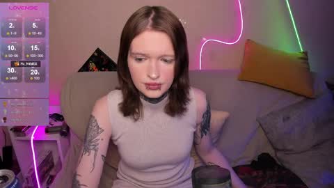 Simona online show from April 24, 2026, 7:49 pm