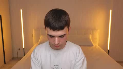 Alex online show from May 15, 2026, 2:24 pm