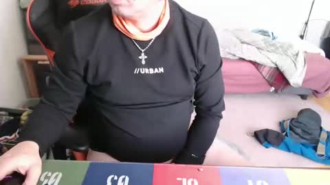 Snapshot of simonsexhott chatting on February 19, 2025, 12:22 pm Simon Sx online show from February 19, 2025, 12:22 pm