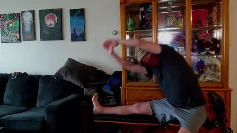 Snapshot of simpleworkout chatting on February 3, 2026, 7:52 pm simpleworkout online show from February 3, 2026, 7:52 pm