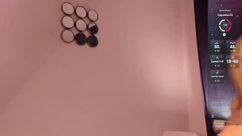 Snapshot of sincere_shyness chatting on February 5, 2025, 6:26 pm Naomi online show from February 5, 2025, 6:26 pm