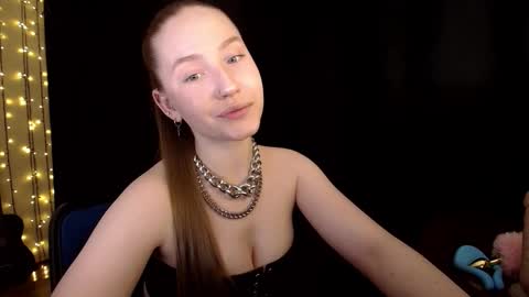 Snapshot of sindiwatsoon chatting on February 14, 2026, 3:42 pm Sindi online show from February 14, 2026, 3:42 pm