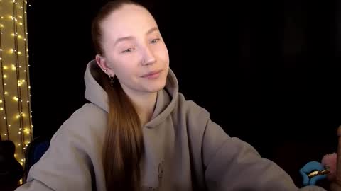 Snapshot of sindiwatsoon chatting on February 18, 2026, 6:04 pm Sindi online show from February 18, 2026, 6:04 pm