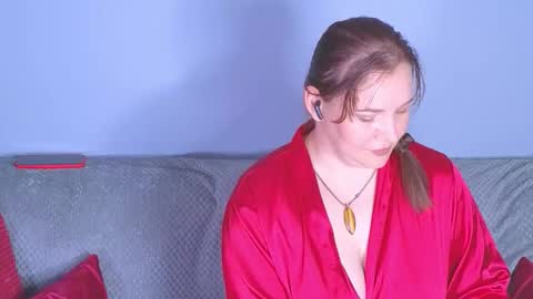 sinful_helena online show from June 1, 2026, 3:52 am
