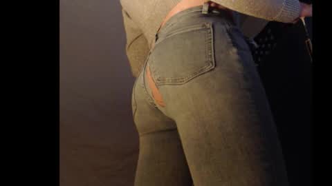 Snapshot of sinfulzen chatting on February 6, 2026, 2:38 am sinfulzen online show from February 6, 2026, 2:38 am