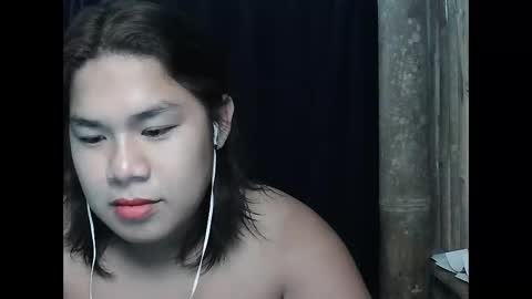 singleheart05 online show from May 19, 2026, 3:24 am