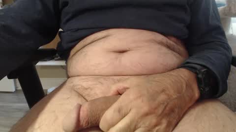 Snapshot of singlemaleca chatting on December 4, 2024, 7:12 pm SingleMaleCA online show from December 4, 2024, 7:12 pm