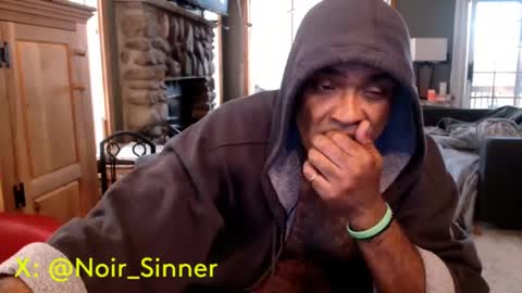 Snapshot of sinnernoir chatting on September 30, 2025, 9:31 pm My Name Is..............................John online show from September 30, 2025, 9:31 pm