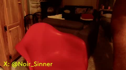 Snapshot of sinnernoir chatting on October 25, 2025, 9:28 am My Name Is..............................John online show from October 25, 2025, 9:28 am