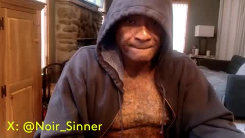 Snapshot of sinnernoir chatting on October 30, 2025, 7:58 pm My Name Is..............................John online show from October 30, 2025, 7:58 pm