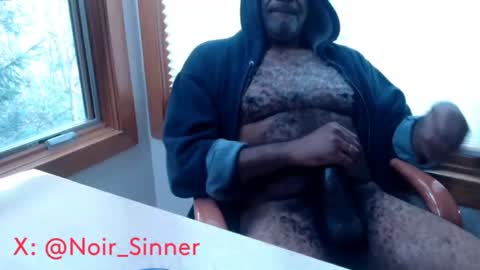 Snapshot of sinnernoir chatting on November 6, 2025, 1:12 pm My Name Is..............................John online show from November 6, 2025, 1:12 pm