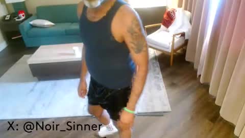 Snapshot of sinnernoir chatting on February 21, 2026, 4:30 pm My Name Is..............................John online show from February 21, 2026, 4:30 pm