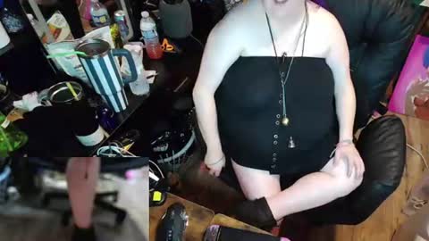 Sinstress hemlock online show from June 10, 2026, 11:46 pm