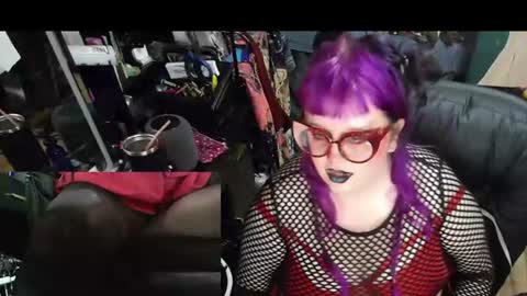 Sinstress hemlock online show from June 25, 2026, 3:50 am