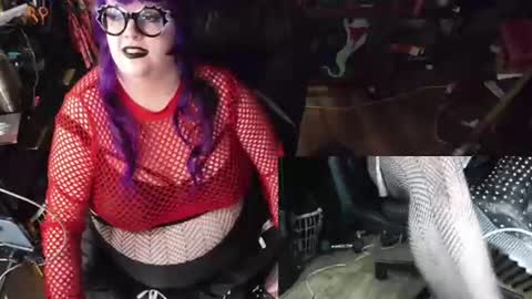 Sinstress hemlock online show from July 26, 2026, 1:25 am