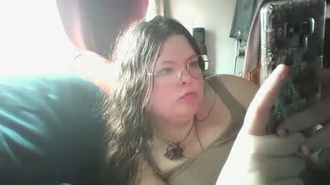 Siofra online show from March 2, 2025, 6:08 pm