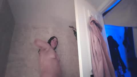 Siofra online show from March 5, 2025, 9:05 am