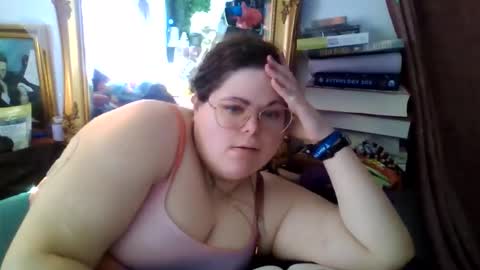 Siofra online show from September 15, 2025, 5:24 pm