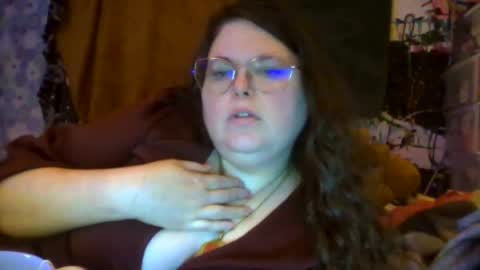 Siofra online show from October 16, 2025, 9:54 am