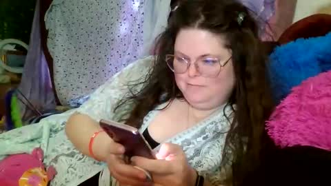 Siofra online show from April 11, 2026, 9:41 pm